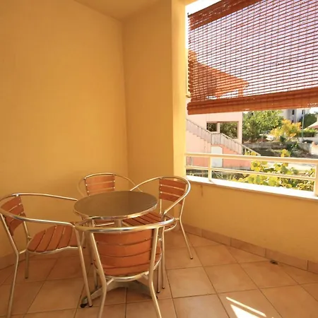 With Wifi Stinjan, - 7246 Daire Pula