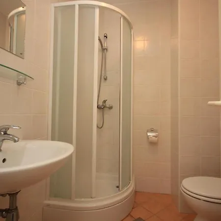 With Wifi Stinjan, - 7246 Apartamento