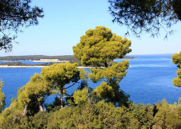 Appartement With Wifi Stinjan, - 7246 Pula